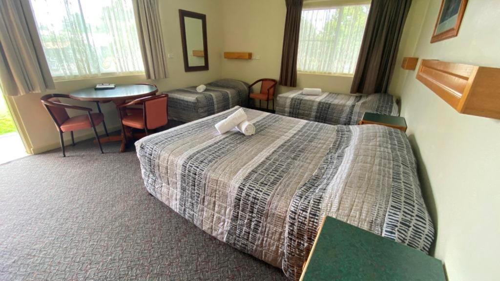 Bucketts Way Motel Глостер Экстерьер фото